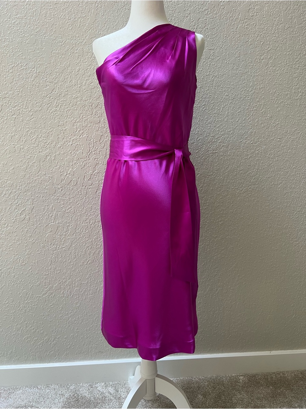 Banana Republic One-Shoulder 100% Silk Dress in Fuchsia